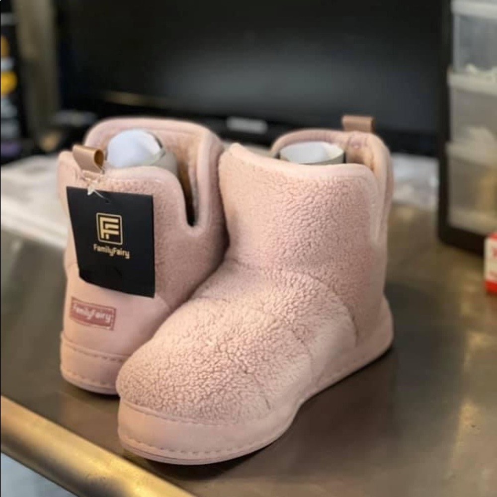 Family Fairy Fleece Memory Foam House Slipper Boots (Sized at 5-6 RUNS SMALL!!)